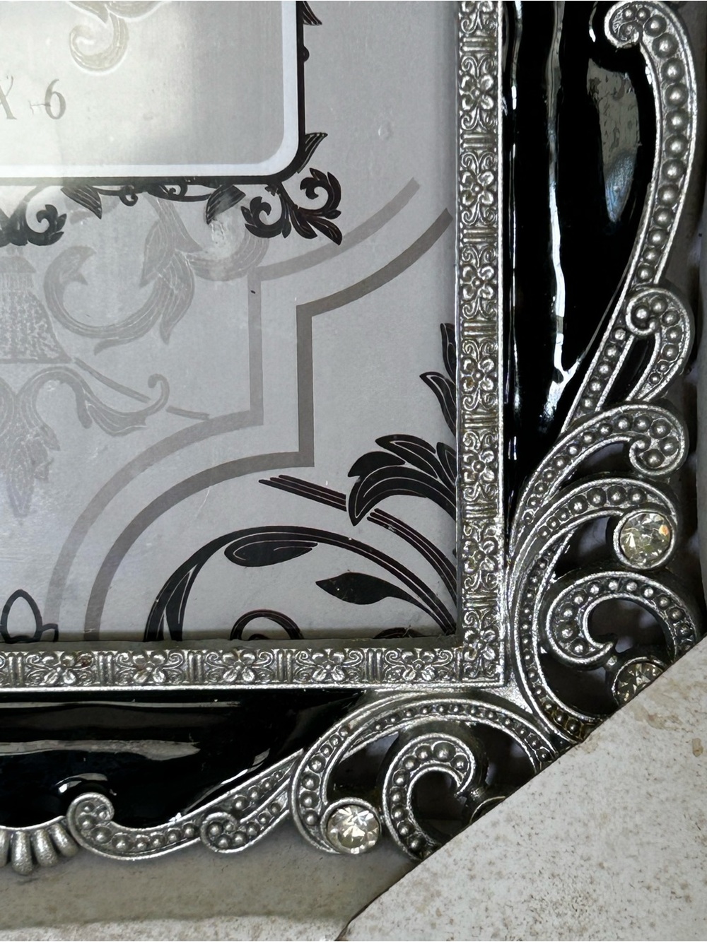 Victorian Jewel Collection 4x6 Picture Frame In Box Silver Black Rhinestone - Picture 5 of 5